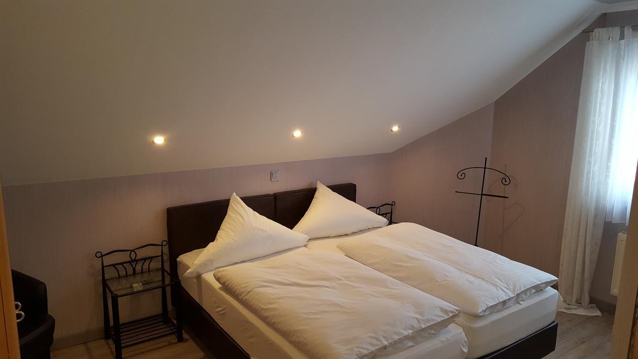 Haus Marvin Hotel Dottingen  Luaran gambar