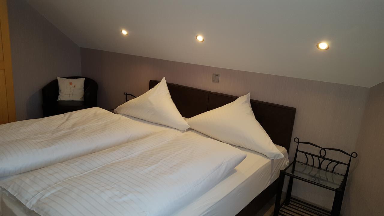 Haus Marvin Hotel Dottingen  Luaran gambar
